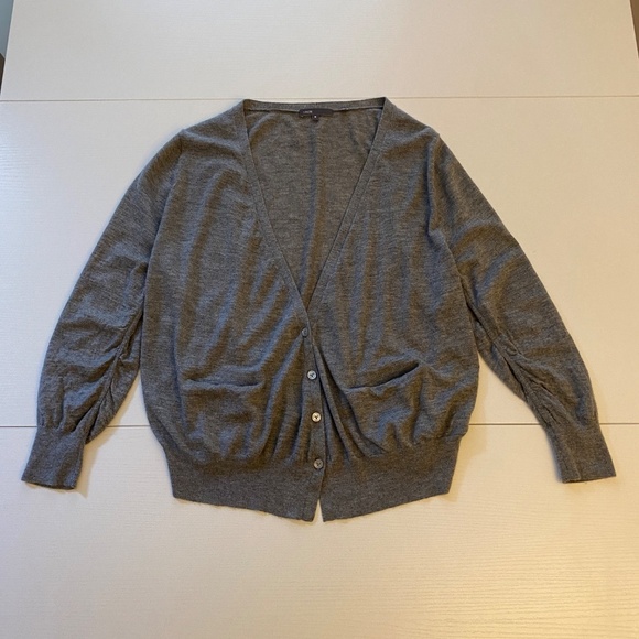Vince 100% cashmere Ruched Button Front Cardigan Size Medium - Picture 4 of 15